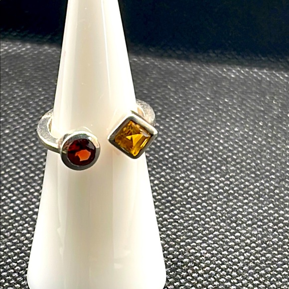 Made in Earth Jewelry - Garnet & Citrine Sterling Silver Ring